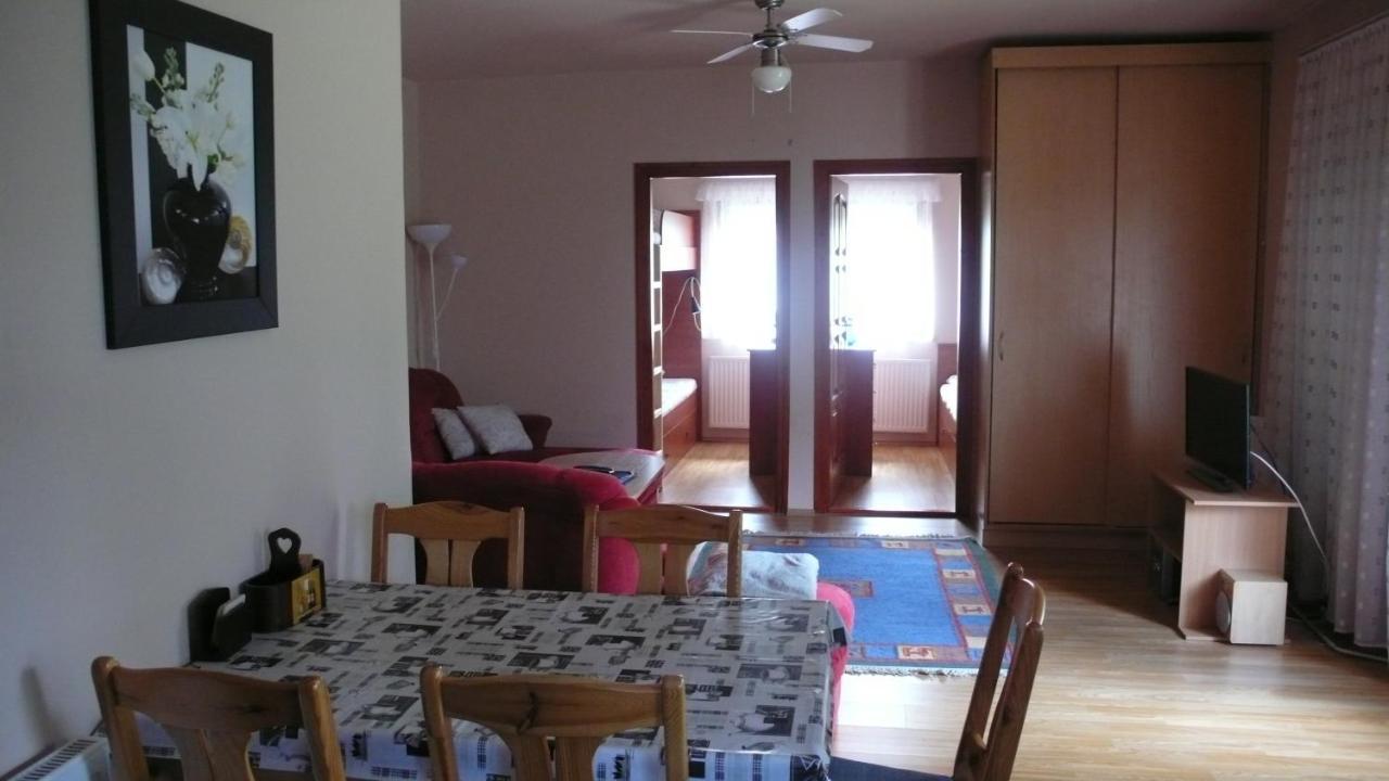 Nyarido Apartman Apartment Alsóörs Екстериор снимка